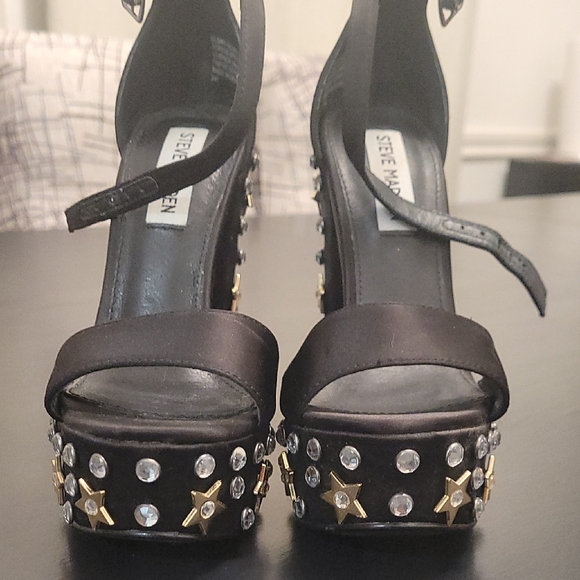 Steve Madden Black Studded Block Heel Heels - Picture 3 of 10